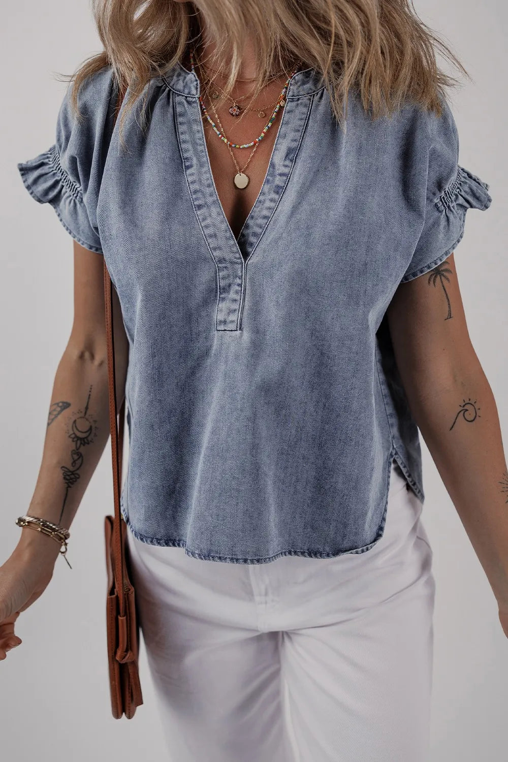 V Neck Ruffled Short Puff Sleeve Denim Top – Medium for Shopify Collective (1 view)