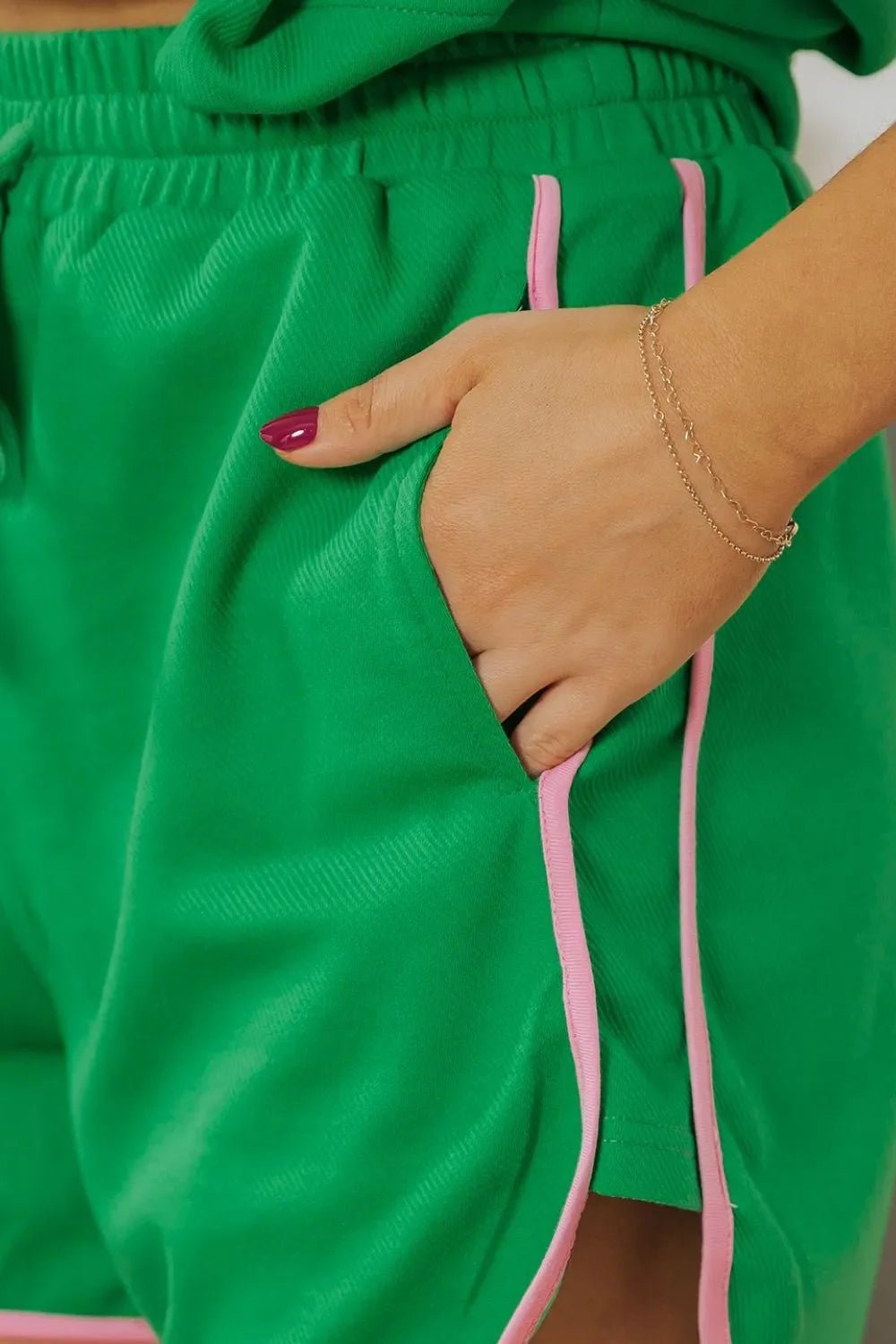 Two Tone Contrast Textured Crewneck Tee and Shorts Set – Green Women's Top for Shopify Collective (5 view)