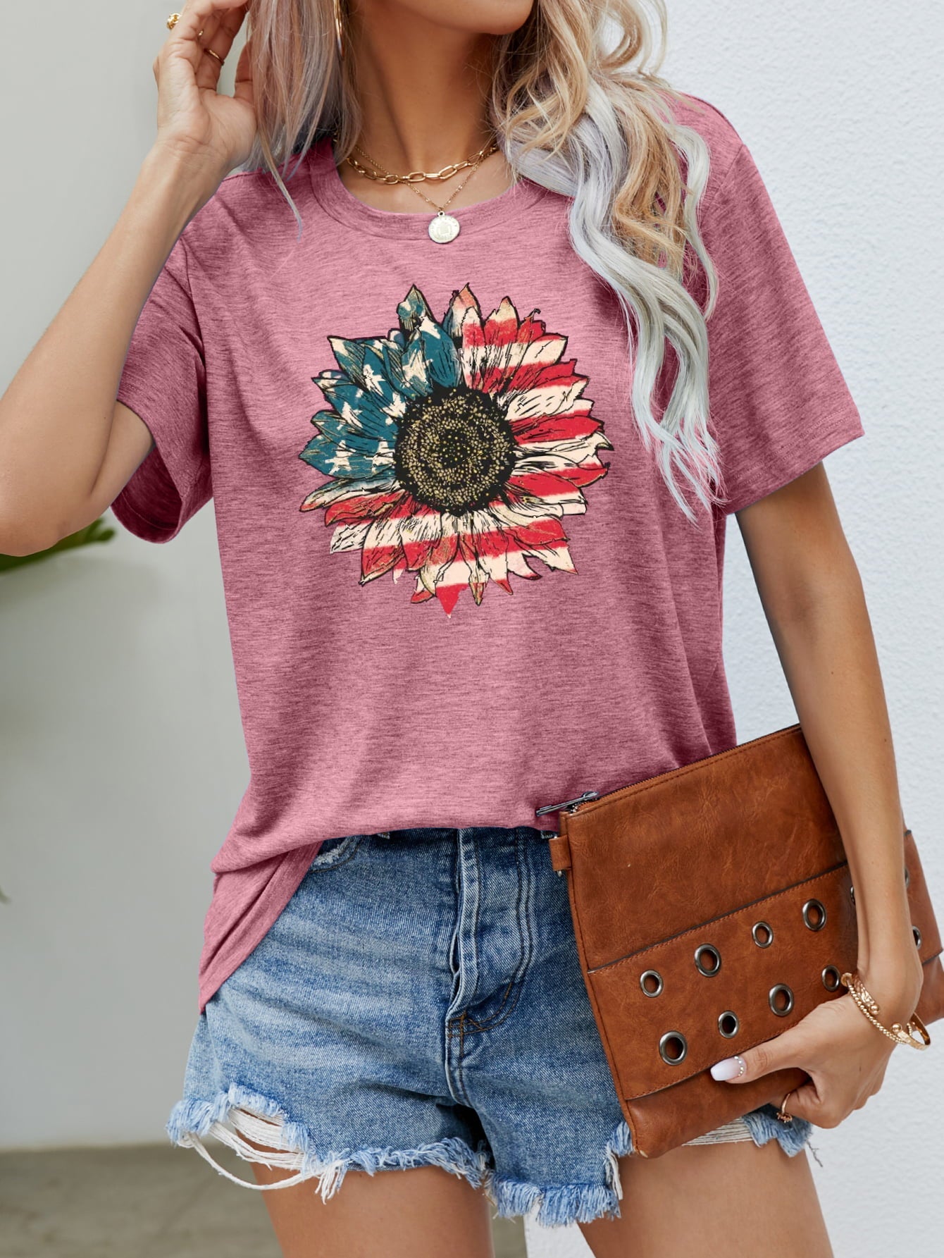 US Flag Flower Graphic Tee – Dusty Pink Women's Top for Shopify Collective (7 view)