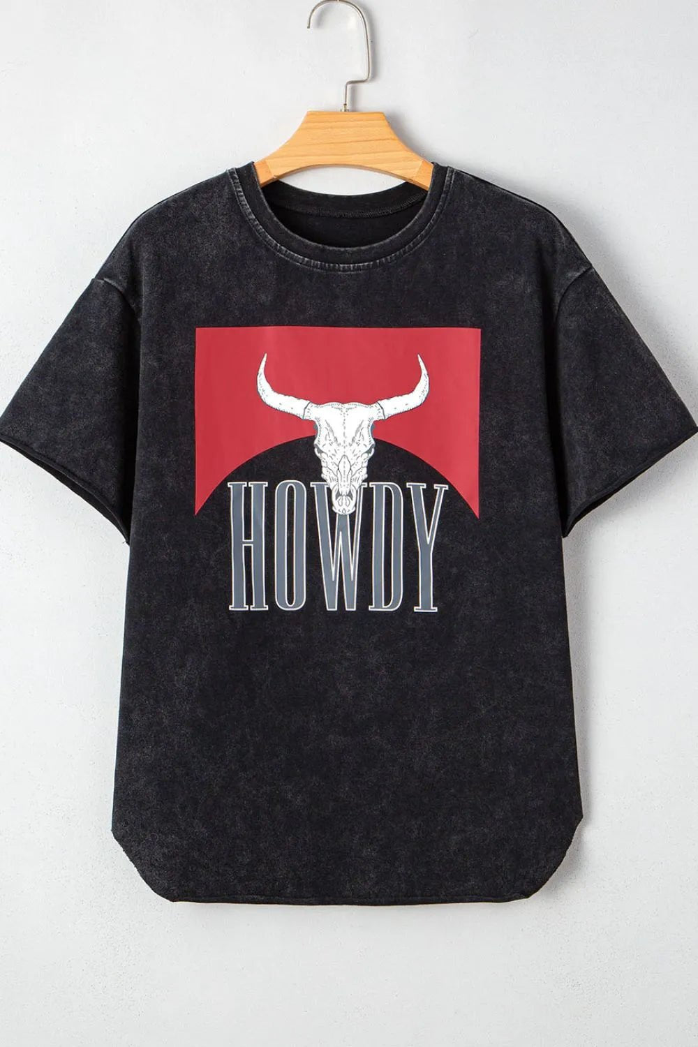 Western HOWDY Steer Head Print Side Slits Loose Fit T Shirt – Black for Shopify Collective (3 view)