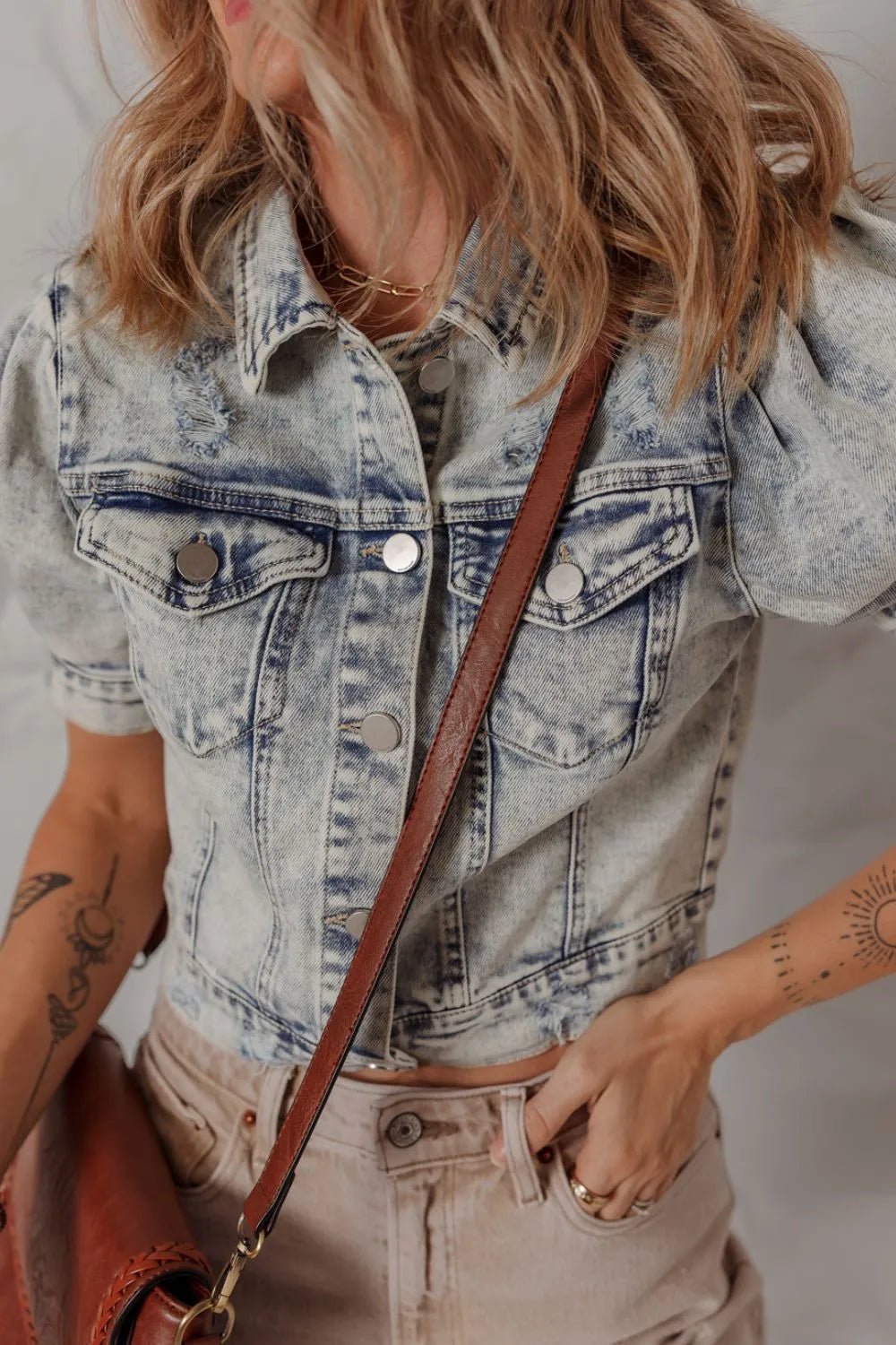 Wash Buttoned Chest Pocket Puff Sleeve Denim Jacket – Medium for Shopify Collective (4 view)