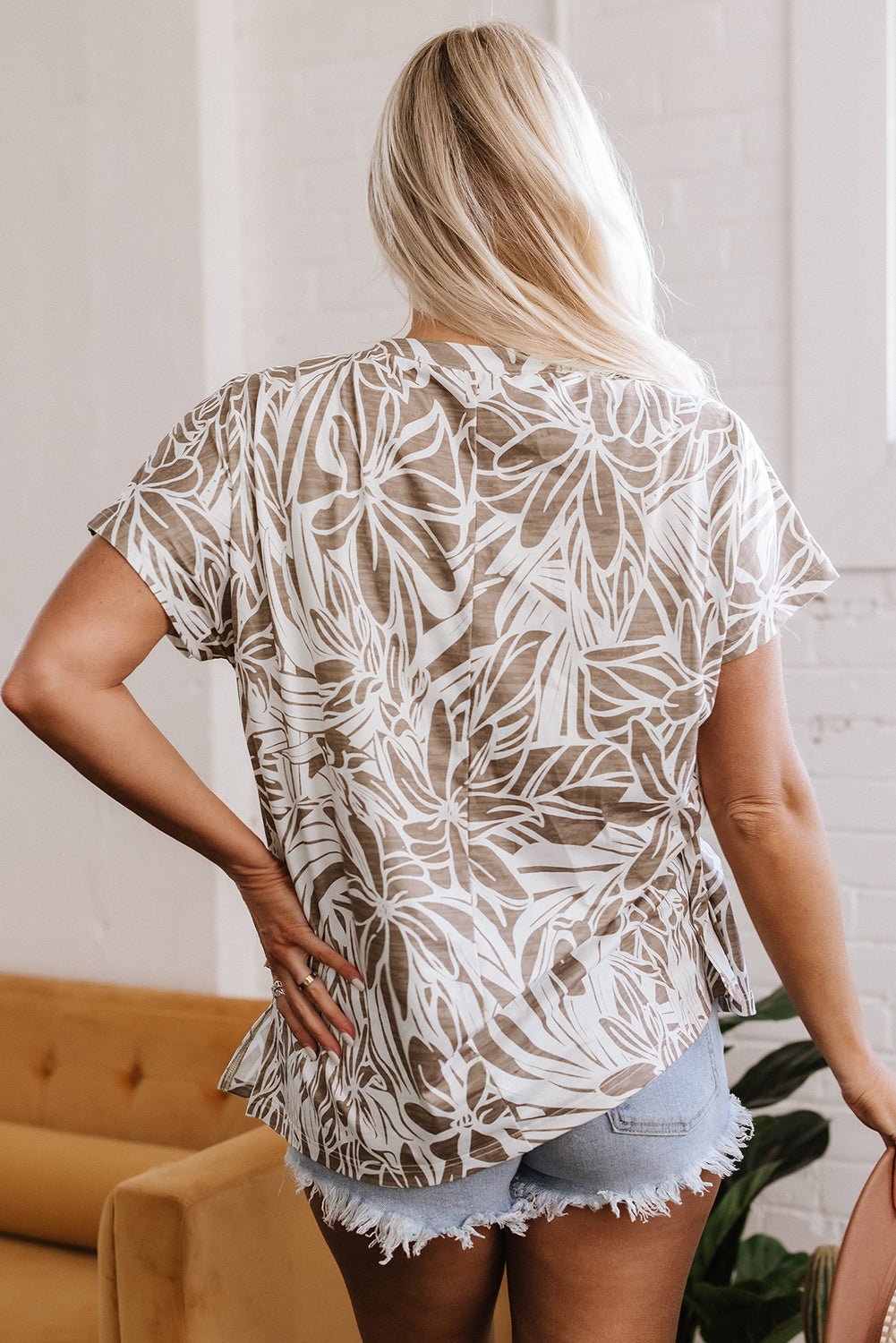 Karter Floral V Neck Short Sleeve Loose Fit Blouse – Khaki Tops/Blouses & Shirts for Shopify Collective (2 view)