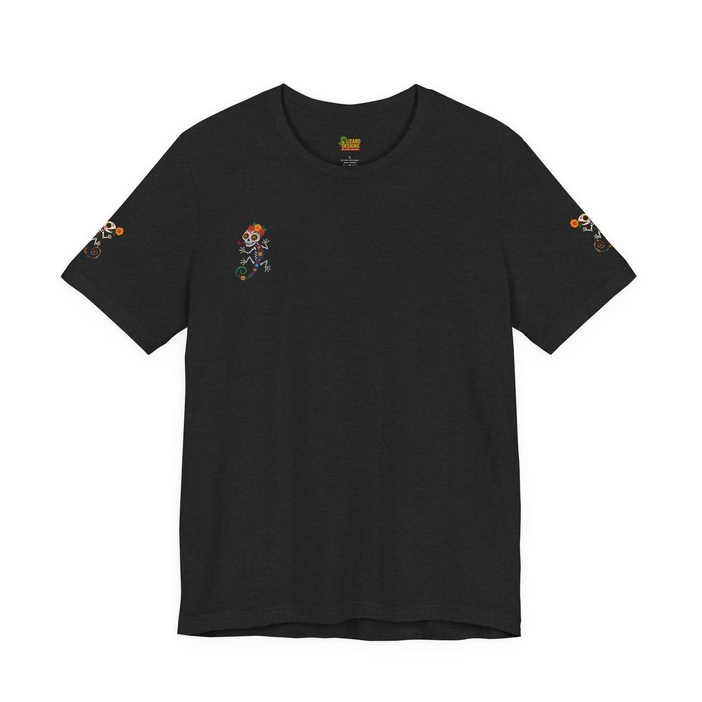La Lagartija Viva – Sugar Skull Lizard Tee with Day of the Dead Vibes | Unisex Halloween Shirt – Black T-Shirt for artsy apparel (3 view)