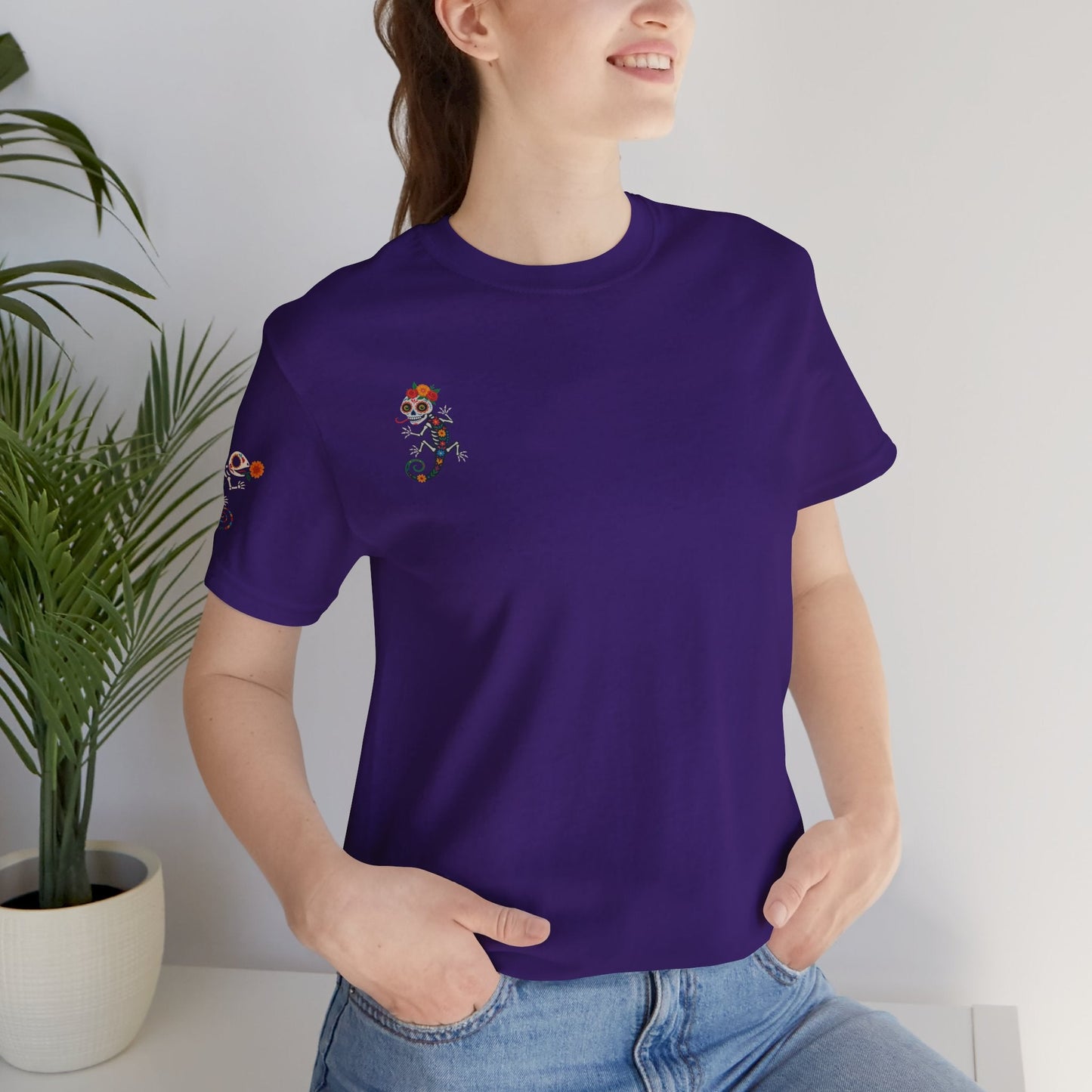 La Lagartija Viva – Sugar Skull Lizard Tee with Day of the Dead Vibes | Unisex Halloween Shirt – Team Purple T-Shirt for artsy apparel (63 view)
