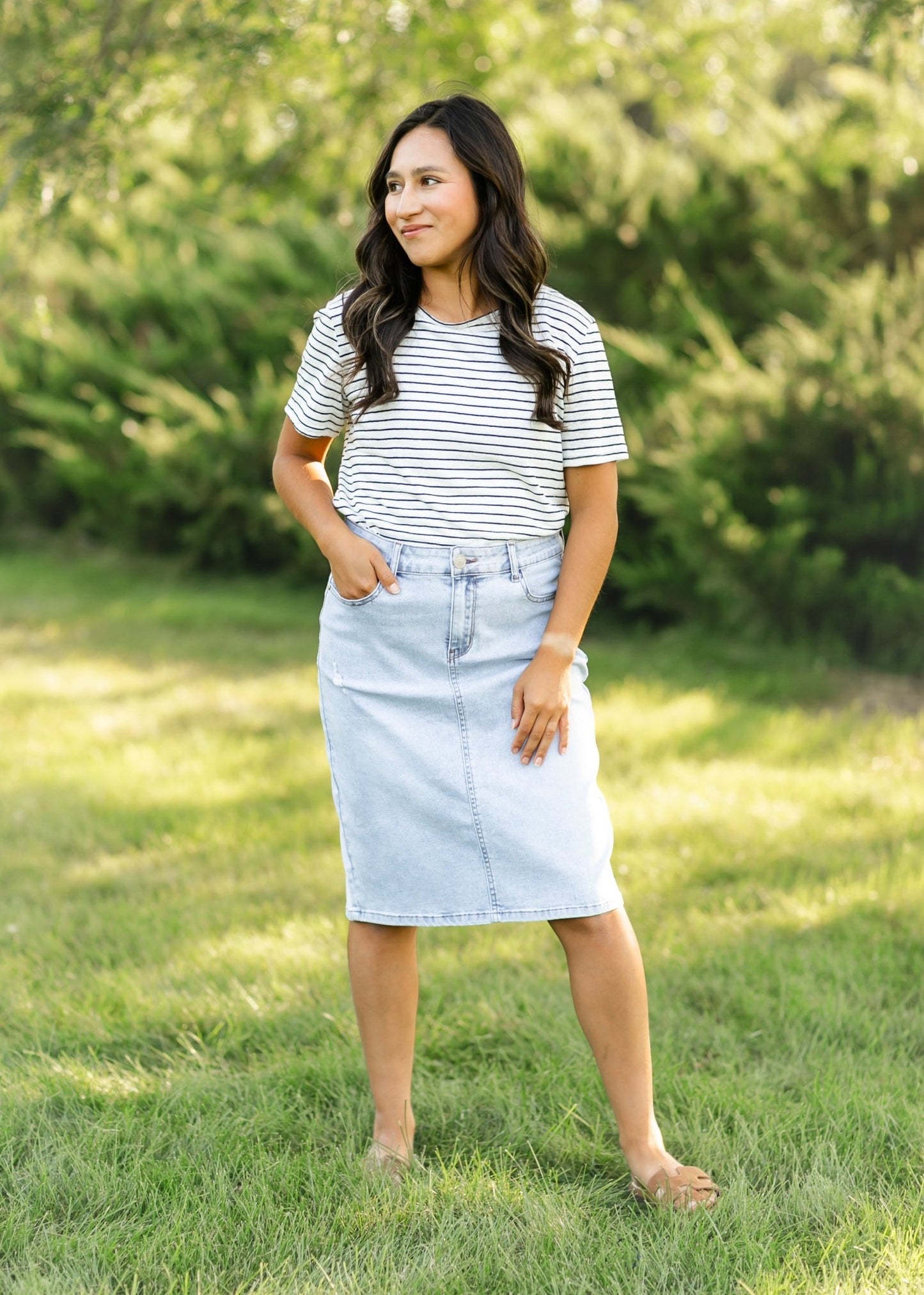Maelia Distressed Denim Midi Skirt – 2 IC Skirts for glow - up collection (12 view)