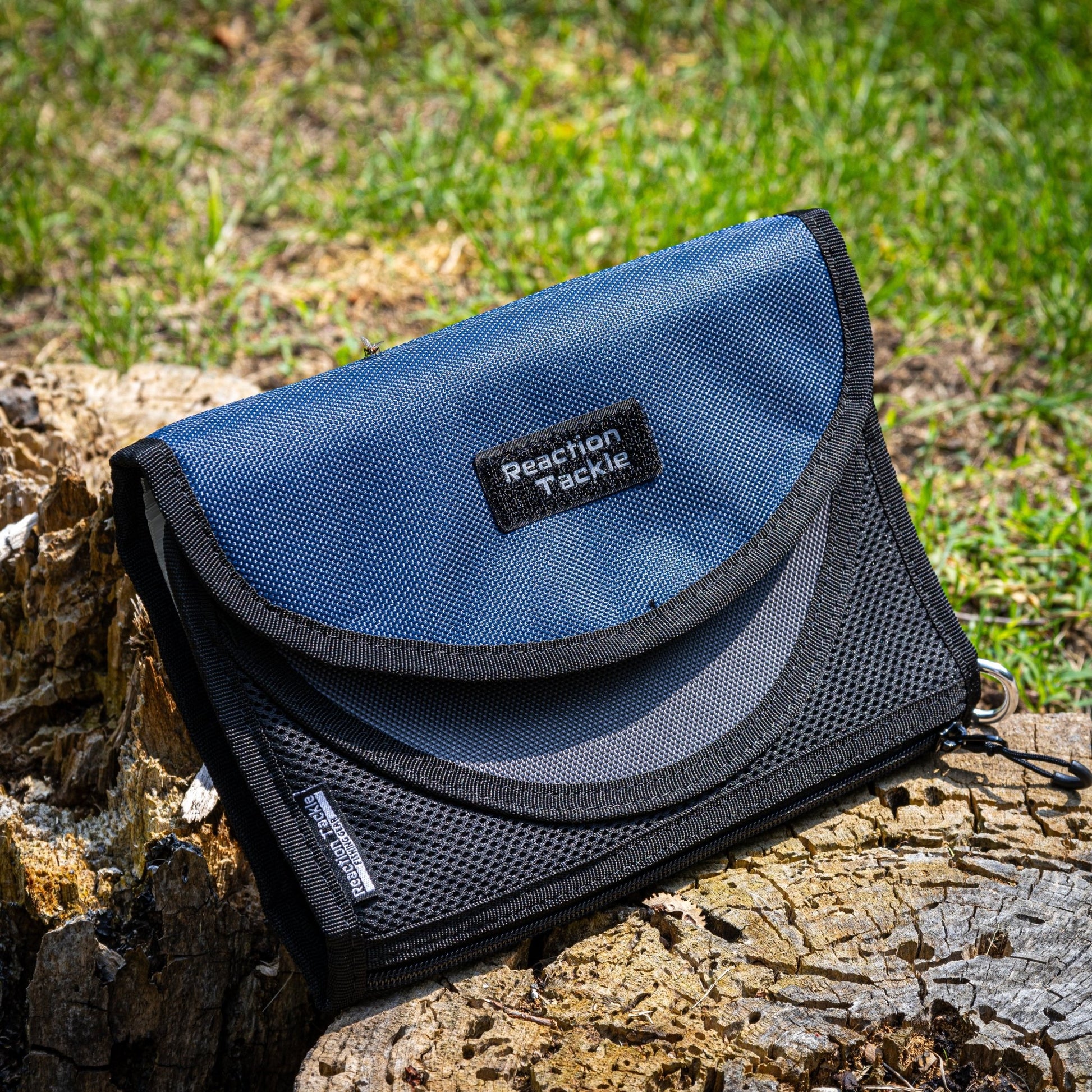 Reaction Tackle Medium Bait Binder – Medium Binder bags for fishing (2 view)