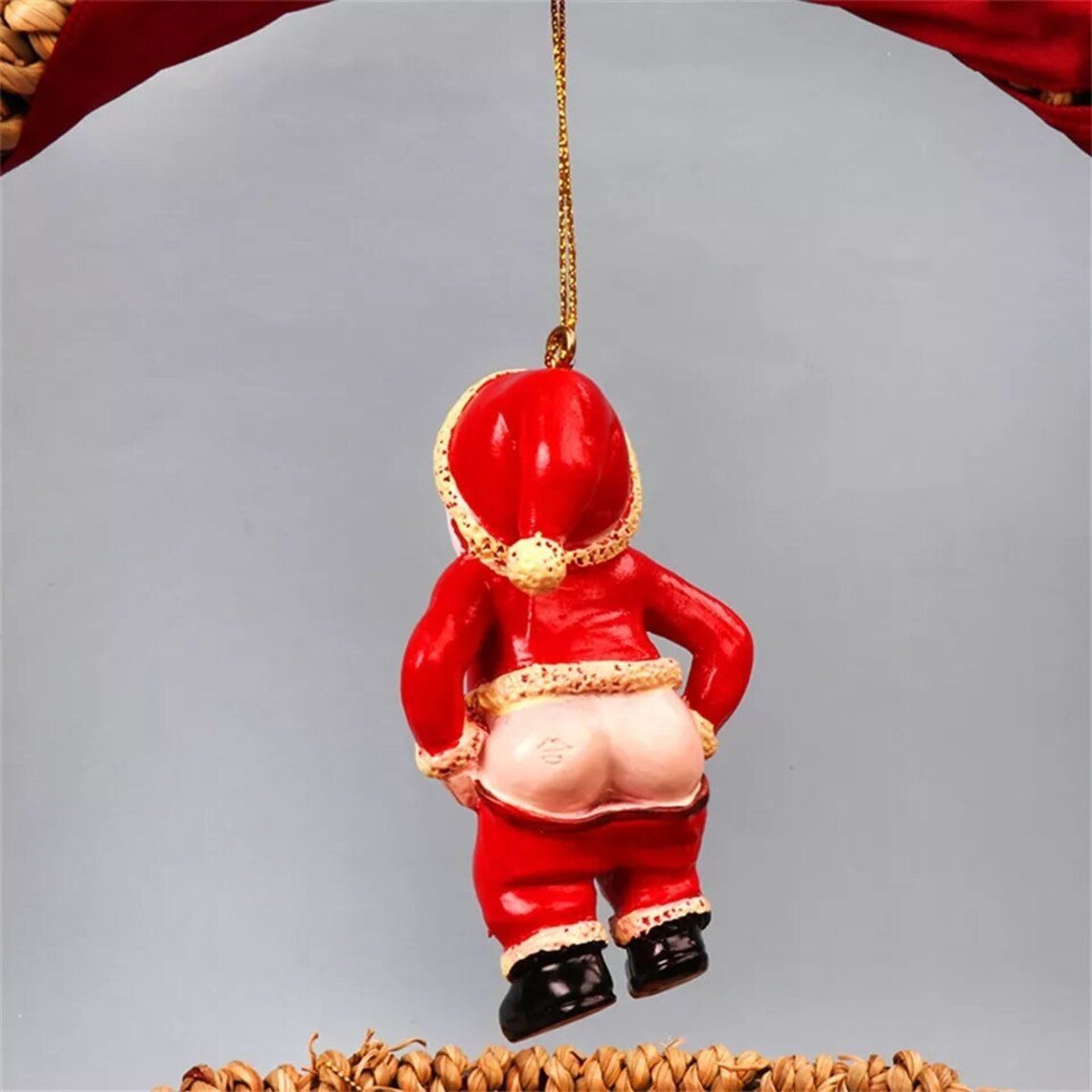 Santa Claus Resin Pendant – Christmas Tree & Window Hanging Decoration | Holiday Ornament – B Christmas Ornament for extendedship (3 view)
