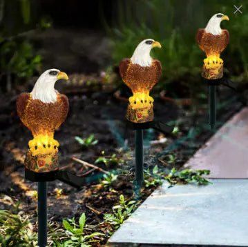 Solar Eagle Garden Stake Light – Enchanting Outdoor Decor – Eagle lighting for eagle garden decor (4 view)