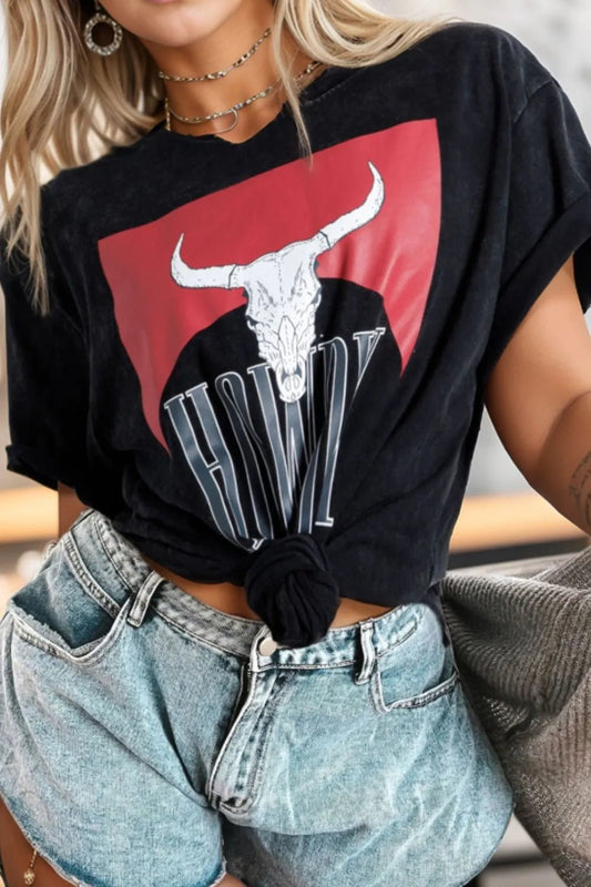 Western HOWDY Steer Head Print Side Slits Loose Fit T Shirt – Black for Shopify Collective (1 view)