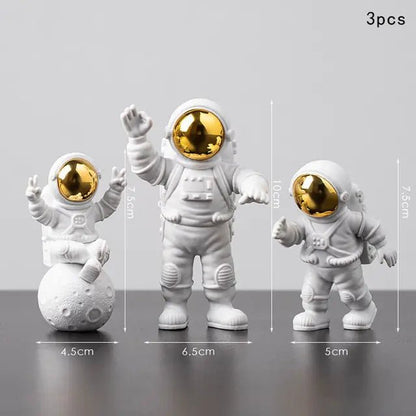 Astronaut - And - Moon - Home - Decor - Set | Shop Sbrtn Homes – Astronaut Silver for decor (11 view)