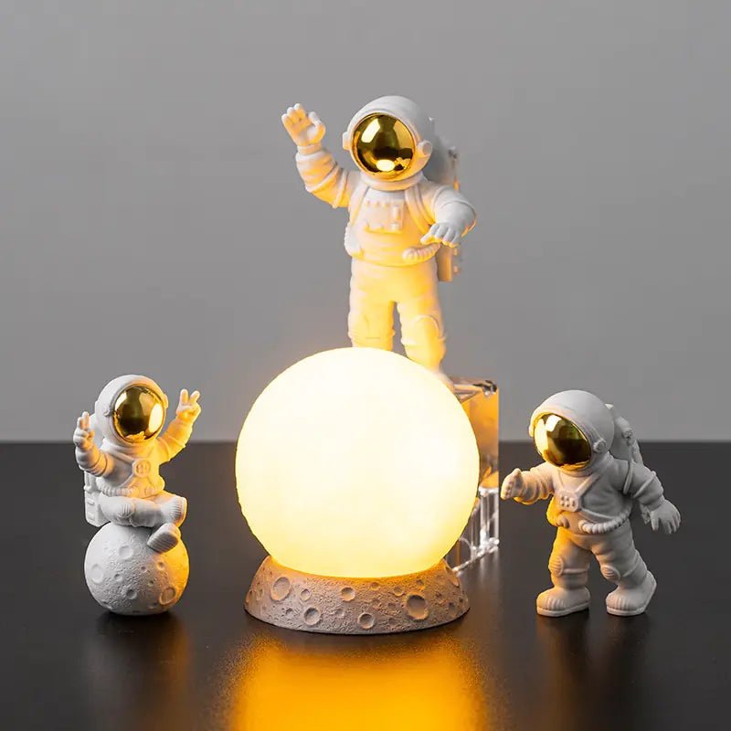 Astronaut - And - Moon - Home - Decor - Set | Shop Sbrtn Homes – Astronaut Silver for decor (8 view)