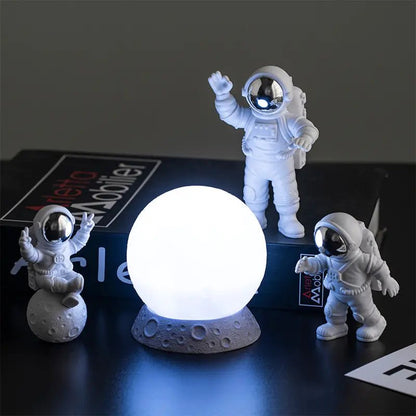 Astronaut - And - Moon - Home - Decor - Set | Shop Sbrtn Homes – Astronaut Silver for decor (24 view)
