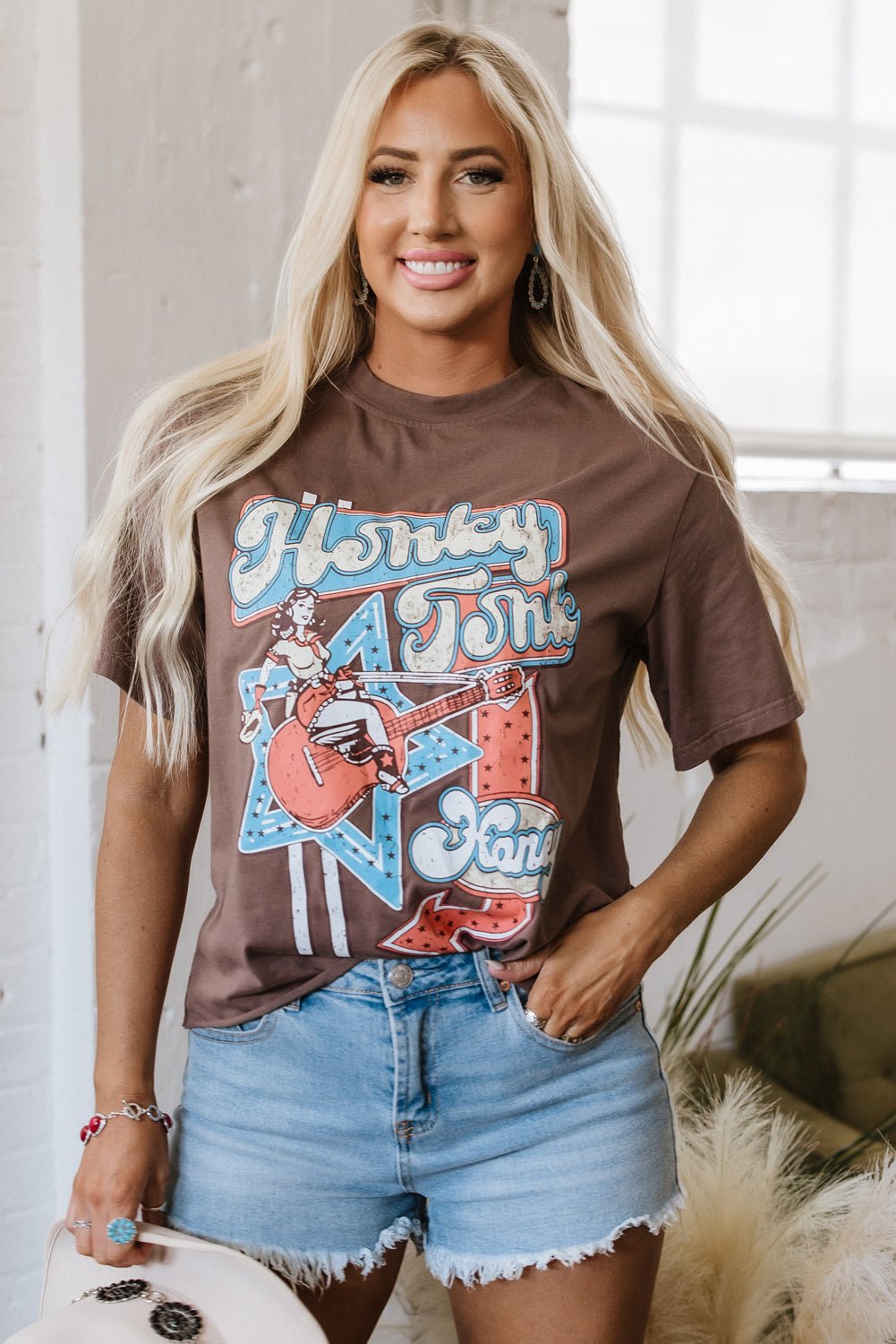 Honky Tonk Fashion Tee – Chicory Coffee Tops/Tops & Tees for Shopify Collective (4 view)