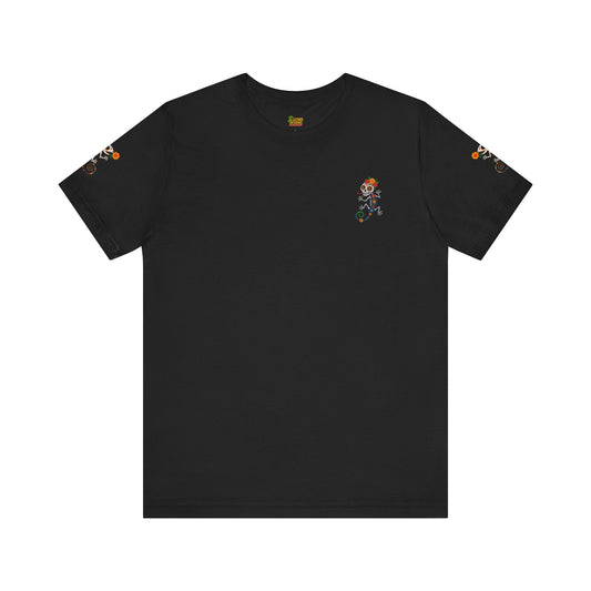 La Lagartija Viva – Sugar Skull Lizard Tee with Day of the Dead Vibes | Unisex Halloween Shirt – Black T-Shirt for artsy apparel (1 view)