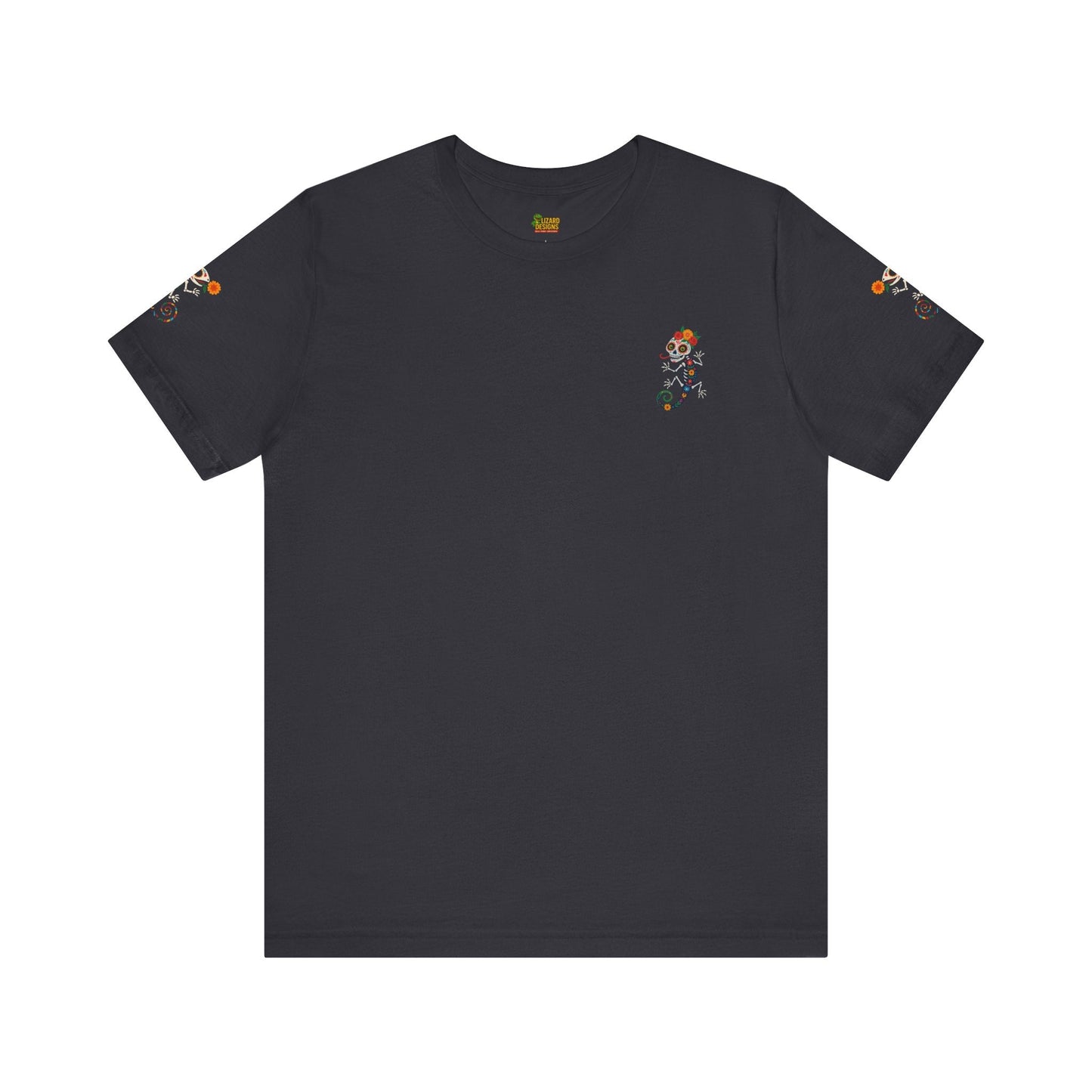 La Lagartija Viva – Sugar Skull Lizard Tee with Day of the Dead Vibes | Unisex Halloween Shirt – Dark Grey T-Shirt for artsy apparel (3 view)