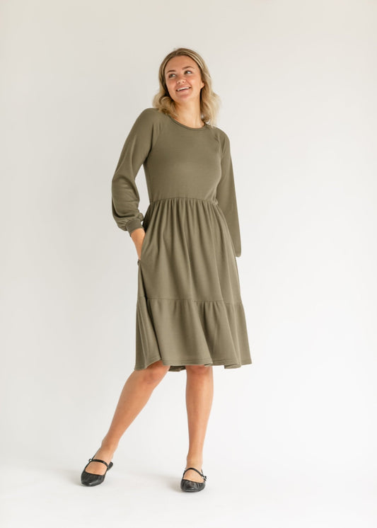 Luna Tiered Midi Dress – XS IC Dresses for glow - up collection (2 view)