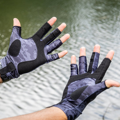 Reaction Tackle UV Fishing Gloves UPF 50+ – S/M for Apparel (5 view)
