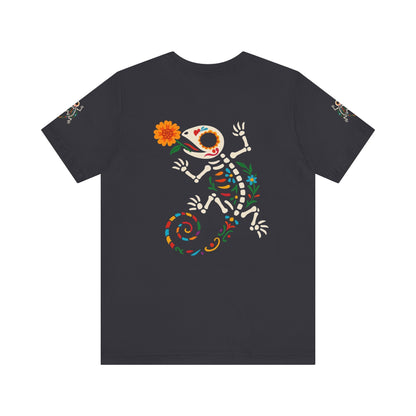 Sugar Skull Lizard Tee – Floral Skeleton Charm with Day of the Dead Vibes | Lizard Designs Shirt – Dark Grey T-Shirt by Printify