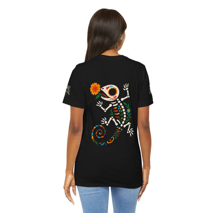 Sugar Skull Lizard Tee – Floral Skeleton Charm with Day of the Dead Vibes | Lizard Designs Shirt – Black T-Shirt by Printify