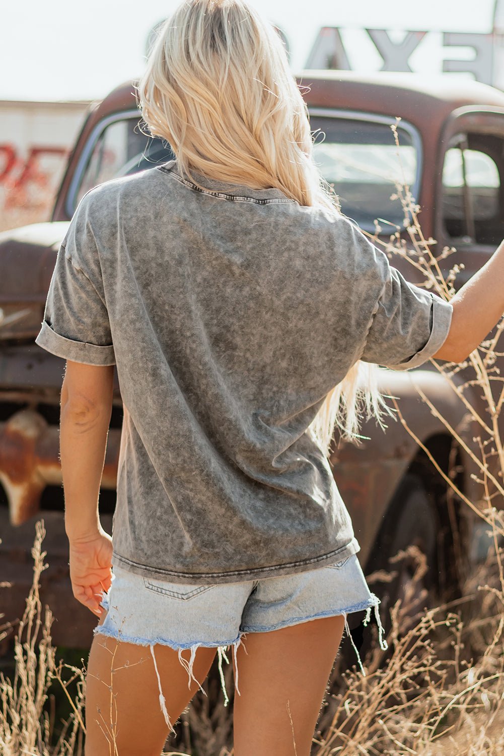 Western Steer Head Tie Dye Tee – Light Grey Graphic/Graphic Tees for Shopify Collective (3 view)